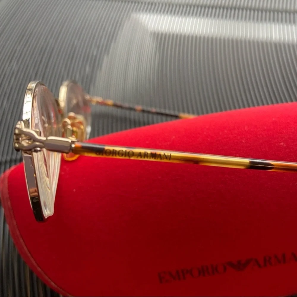 Emporio Armani Eyeglasses Gold Frame with Sunglass clip ons 194 743 50 20 135 - Picture 5 of 12